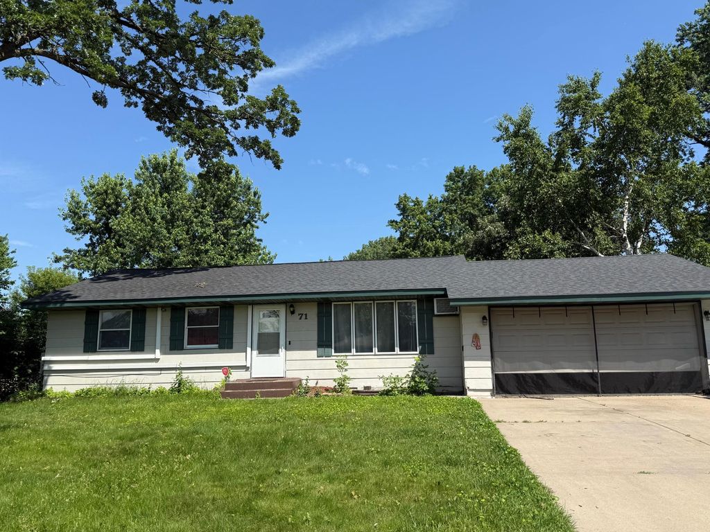 71 66th Way NE, Fridley, MN 55432