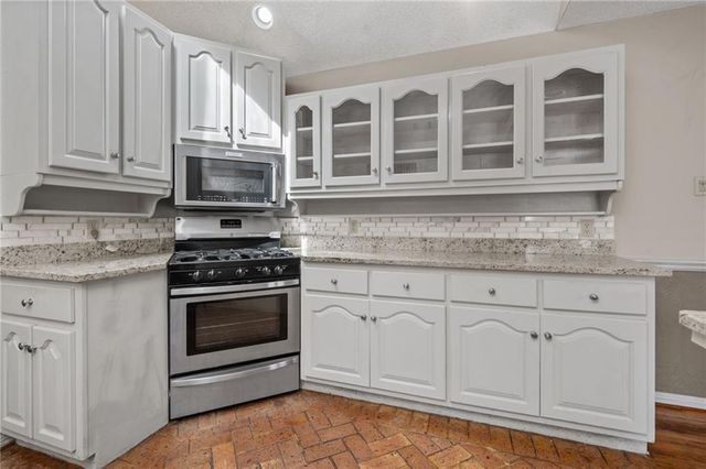 6412 Angela Court, Mobile, AL 36695