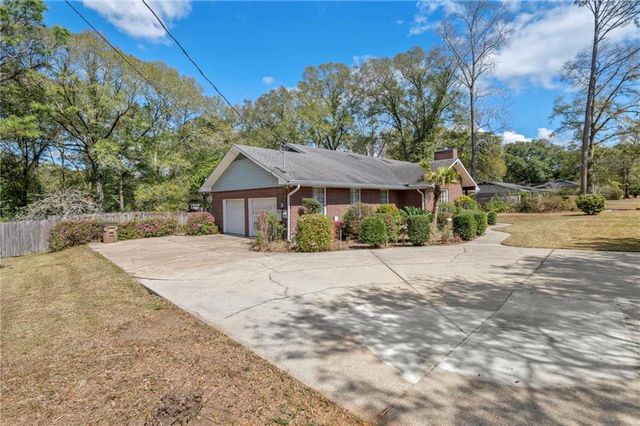 6412 Angela Court, Mobile, AL 36695