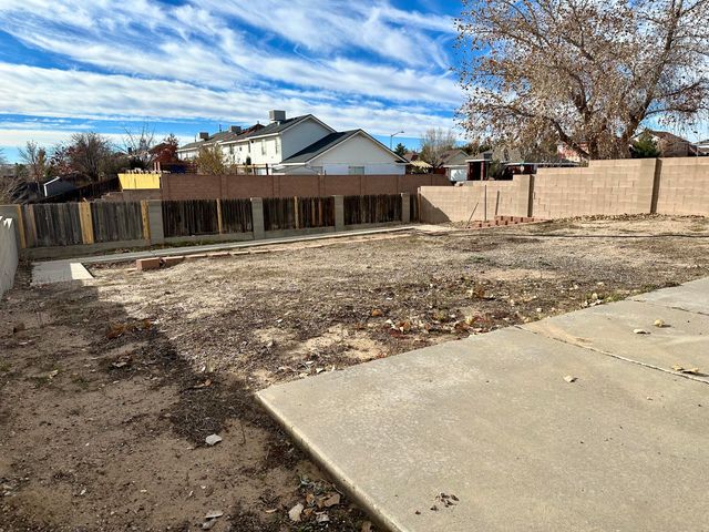 8120 Saddlebrook Avenue NW, Albuquerque, NM 87120