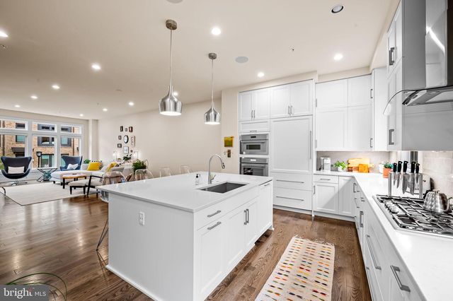151 WINSOME CIR, Bethesda, MD 20814