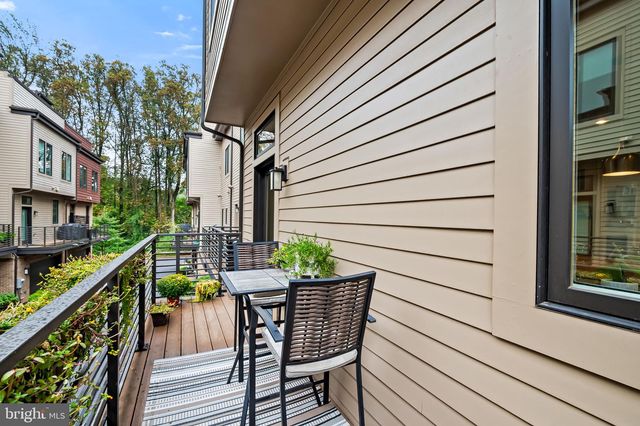 151 WINSOME CIR, Bethesda, MD 20814