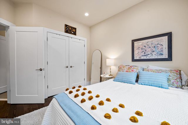 151 WINSOME CIR, Bethesda, MD 20814