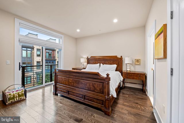 151 WINSOME CIR, Bethesda, MD 20814