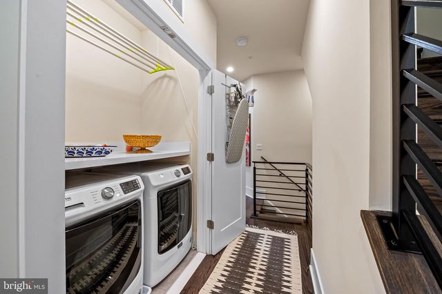 151 WINSOME CIR, Bethesda, MD 20814