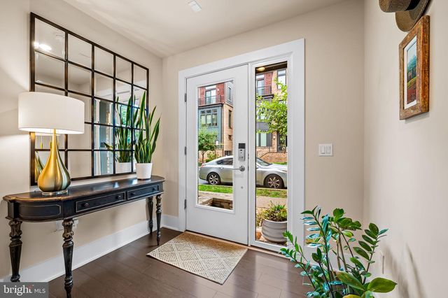 151 WINSOME CIR, Bethesda, MD 20814