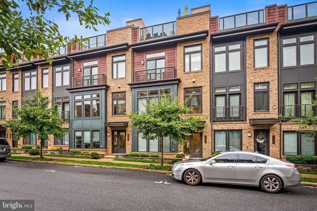 151 WINSOME CIR, Bethesda, MD 20814