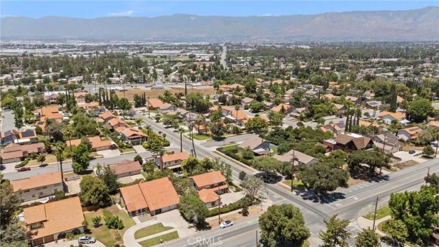 162 Lakeside Avenue, Redlands, CA 92373