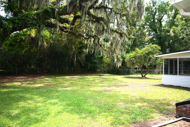 329 Bayview Ave., Georgetown, SC 29440