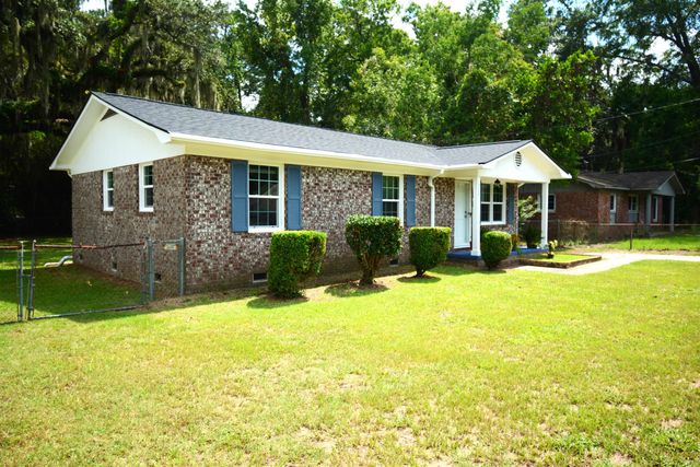 329 Bayview Ave., Georgetown, SC 29440