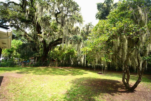 329 Bayview Ave., Georgetown, SC 29440