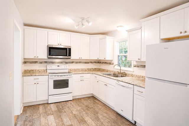 329 Bayview Ave., Georgetown, SC 29440