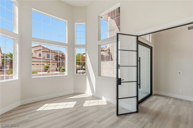 10626 San Vercelli Court, Las Vegas, NV 89141