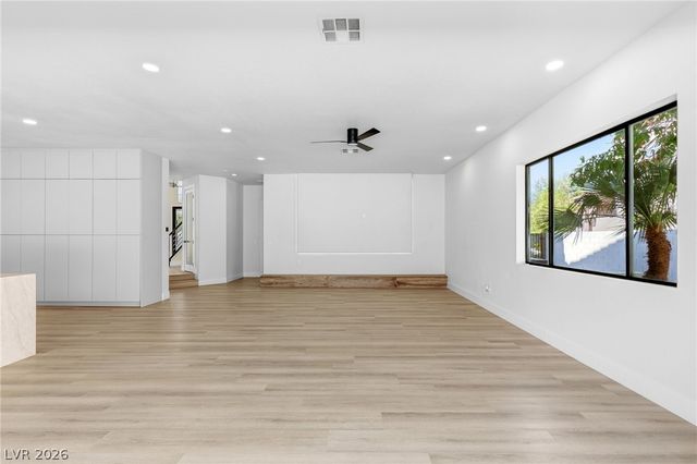 10626 San Vercelli Court, Las Vegas, NV 89141