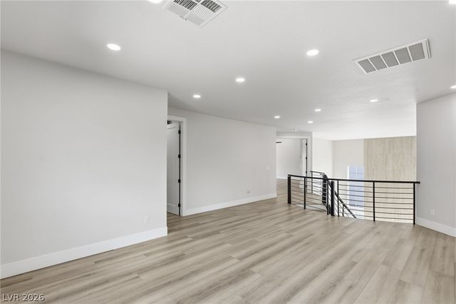 10626 San Vercelli Court, Las Vegas, NV 89141