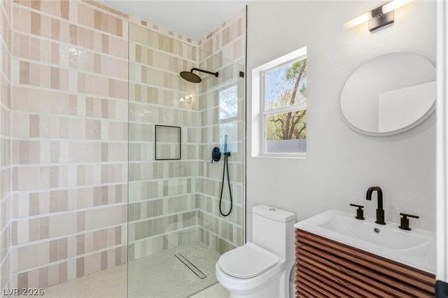 10626 San Vercelli Court, Las Vegas, NV 89141