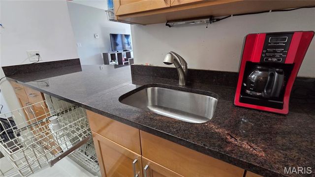 210 N 17th Street 906, St Louis, MO 63103