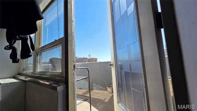 210 N 17th Street 906, St Louis, MO 63103