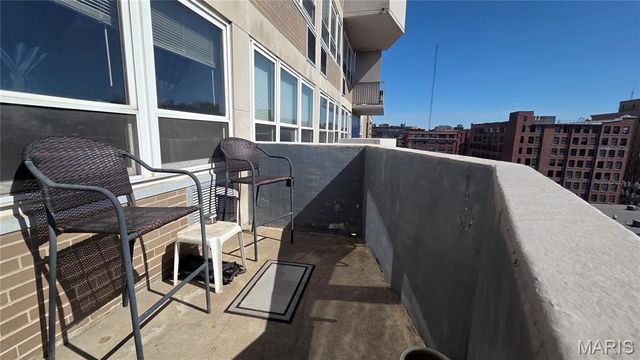 210 N 17th Street 906, St Louis, MO 63103