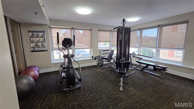 210 N 17th Street 906, St Louis, MO 63103