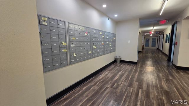 210 N 17th Street 906, St Louis, MO 63103