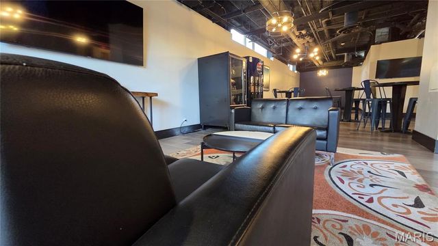 210 N 17th Street 906, St Louis, MO 63103