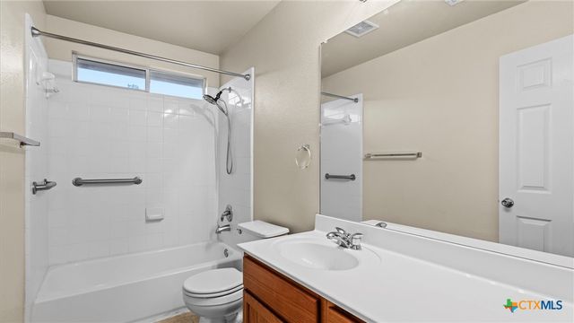 152 Falcon Crossing, Cibolo, TX 78108