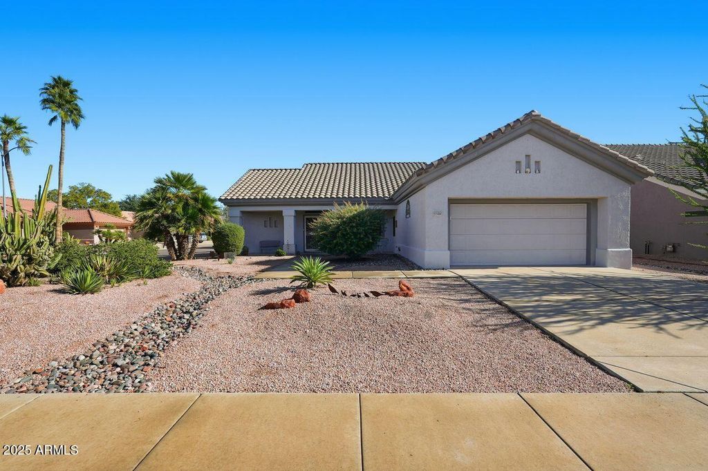 22909 N CHEROKEE Lane, Sun City West, AZ 85375