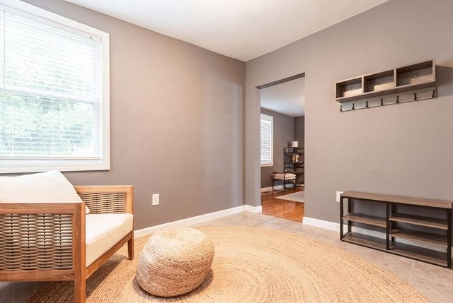 27 Sewall St, Revere, MA 02151