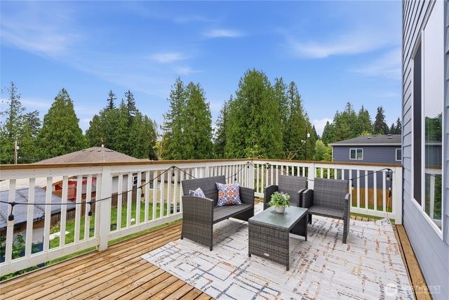 19217 8th Avenue W, Lynnwood, WA 98036