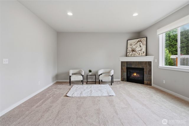 19217 8th Avenue W, Lynnwood, WA 98036
