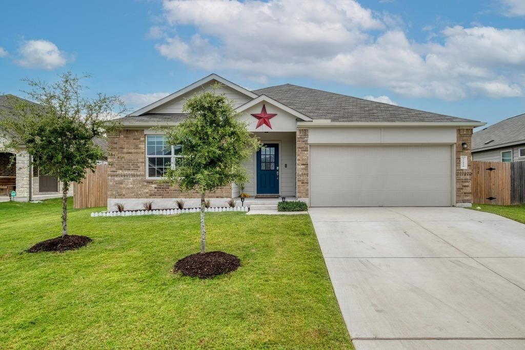 712 Sassafras ST, Hutto, TX 78634
