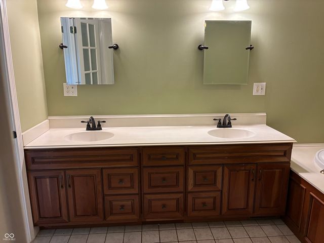 2880 Central Court, Carmel, IN 46280