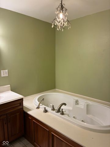 2880 Central Court, Carmel, IN 46280