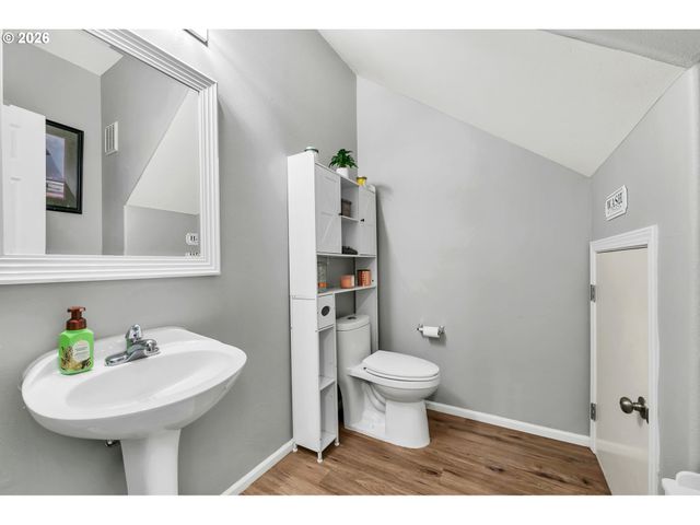 1647 HAMLET Ln, Eugene, OR 97402