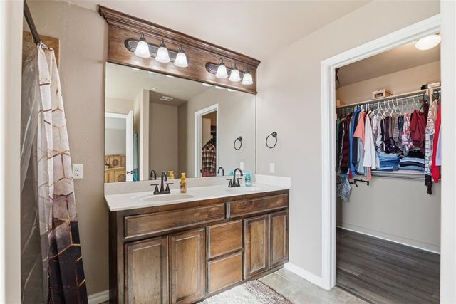 13700 Blacktail Court, Piedmont, OK 73078