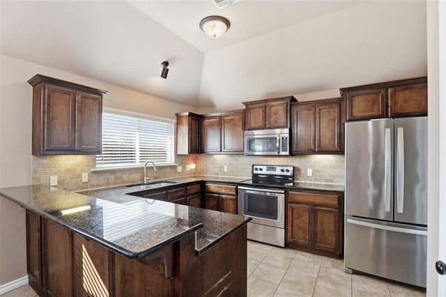 13700 Blacktail Court, Piedmont, OK 73078