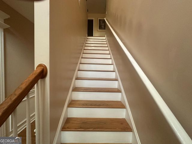 61 Longwood Court, Dallas, GA 30132