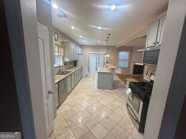 61 Longwood Court, Dallas, GA 30132