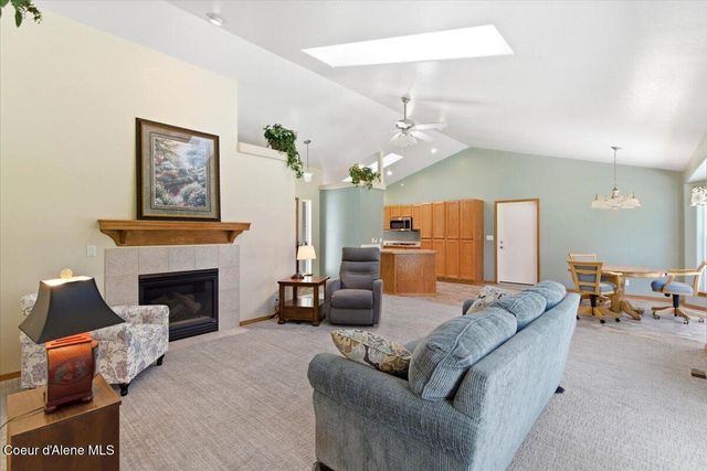 12413 W Rio Vista Pl, Post Falls, ID 83854