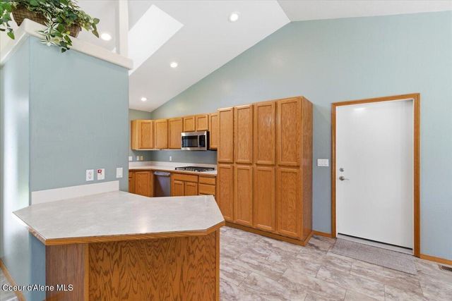 12413 W Rio Vista Pl, Post Falls, ID 83854