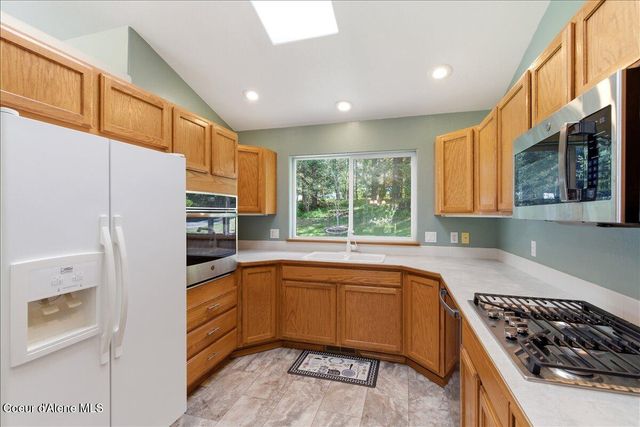 12413 W Rio Vista Pl, Post Falls, ID 83854