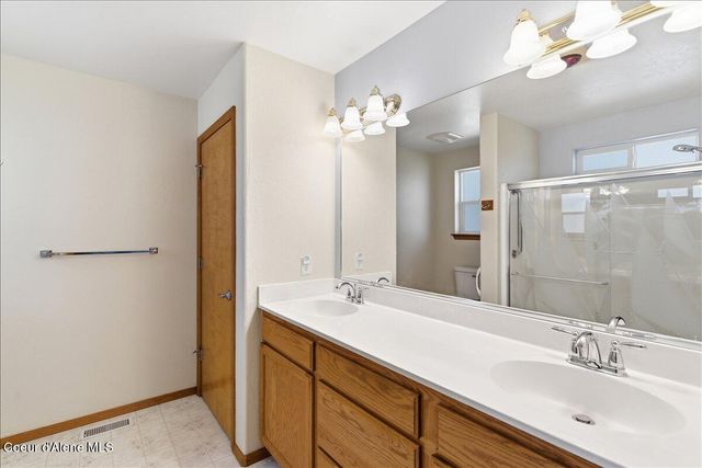 12413 W Rio Vista Pl, Post Falls, ID 83854