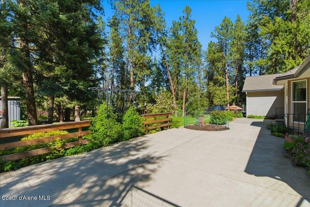 12413 W Rio Vista Pl, Post Falls, ID 83854