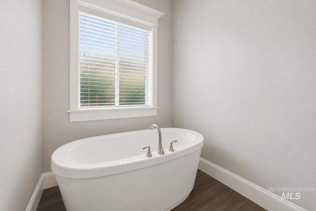 6070 W Piaffe Ct, Eagle, ID 83616