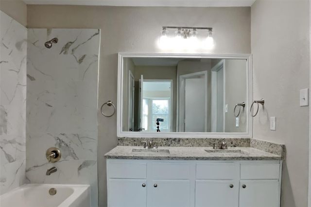 16758 N Rail Drive, Conroe, TX 77385