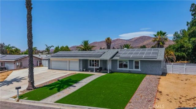 8469 Wild Pony, Jurupa Valley, CA 92509