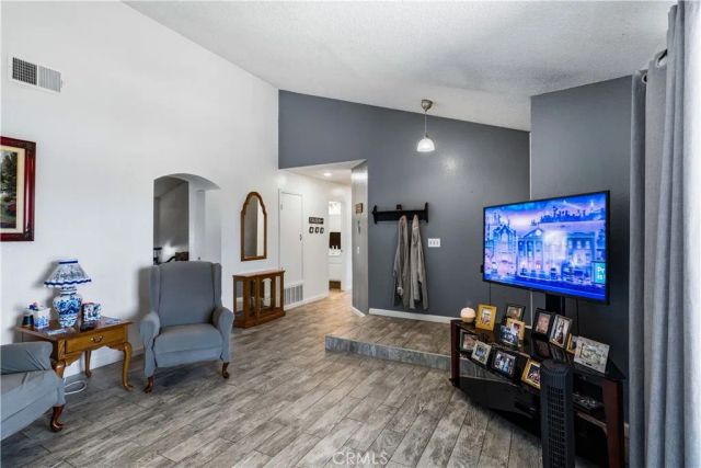 8469 Wild Pony, Jurupa Valley, CA 92509