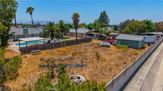 8469 Wild Pony, Jurupa Valley, CA 92509