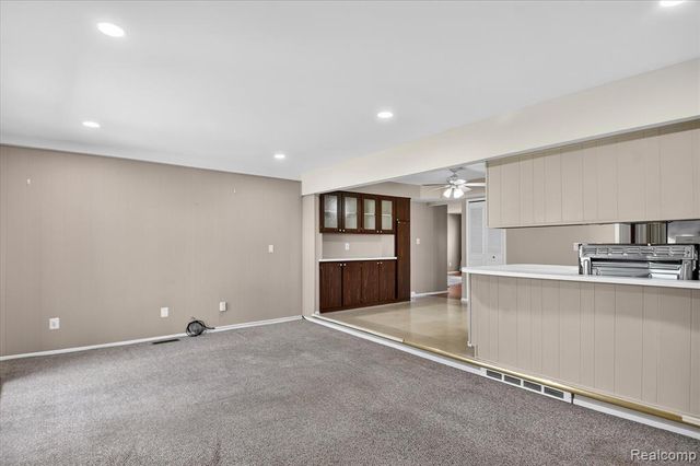 13311 Boca Grande Drive, Sterling Heights, MI 48312